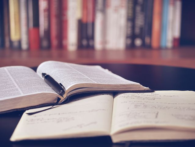 open-book-1428428__480